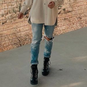 Levi’s ripped Jeans Size 27